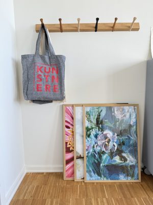 Bestil din egen plakat fra Mund- og fodmalende kunstnere i Danmark